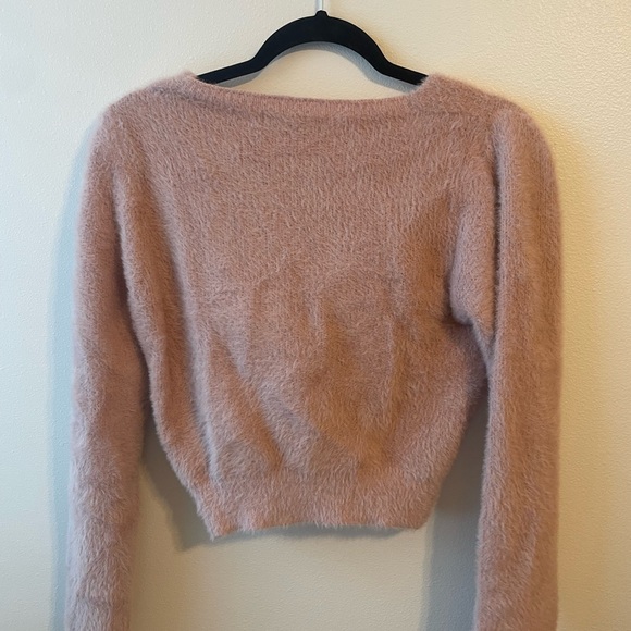 Blush Pink Fuzzy Top - Picture 5 of 5